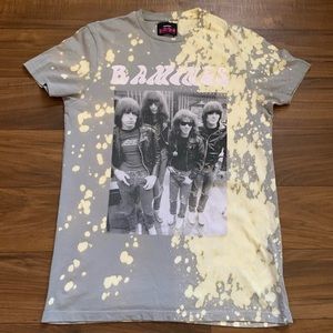Ramones Band Custom Print T-shirt in bleached Dye XS